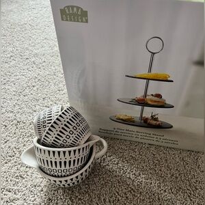 Measuring Cups & Tiered Tray set